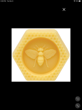 Load image into Gallery viewer, Bee lotion bar